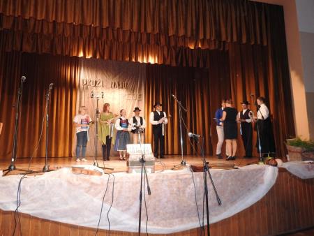 Prireditev Druži naju ples in petje z mednarodno udeležbo 92